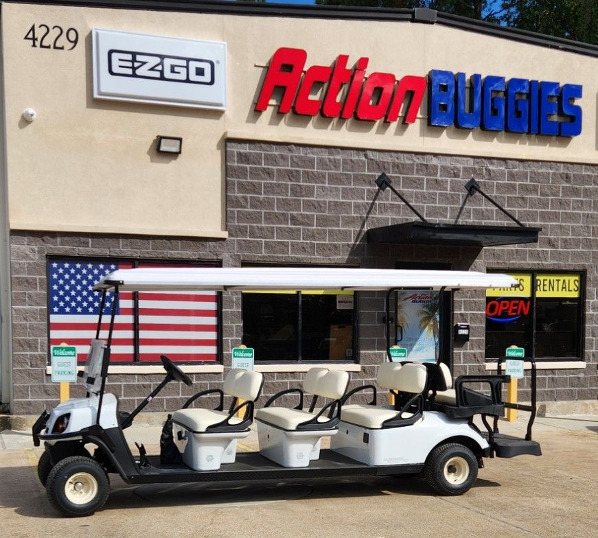 2025 Cushman Shuttle 8 EFI Gas Bright White image