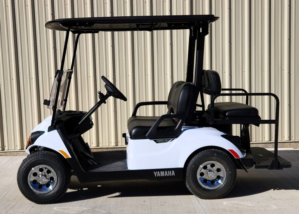 2025 Yamaha Drive2 PTV QuieTech EFI Glacer White image