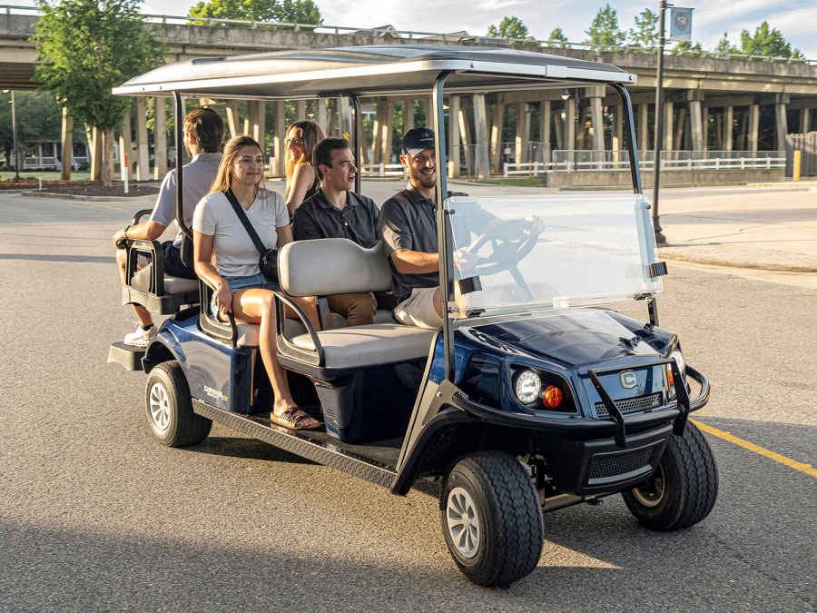 2025 Cushman Shuttle 6 EFI Gas Bright White image