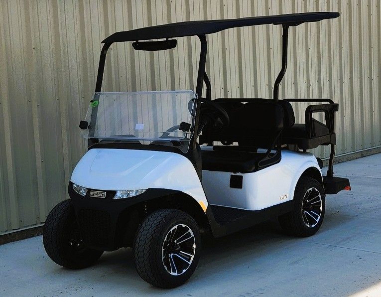 2026 E-Z-GO RXV 4 Touring S ELiTE Lithium White image